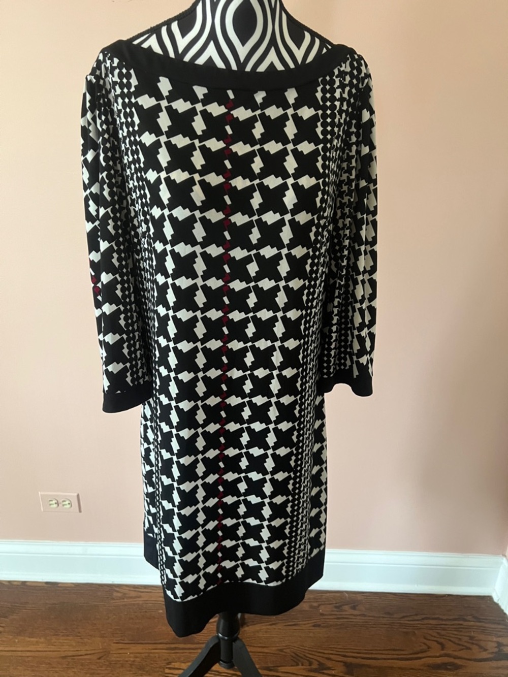 🎉GREAT condition LAUNDRY by design.  Black & White Houndstooth Shift Dress,